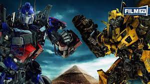 The last knight, and it looks like things aren't exactly chummy between our favorite autobots, optimus prime and bumblebee. Transformers 5 Optimus Prime Gegen Bumblebee News Video Dailymotion