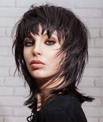 Christine Margossian Medium Black Hairstyles Longblackhairstyles Mediumlengthblackhairstyles Choppy Hair Medium Hair Styles Medium Length Hair Styles
