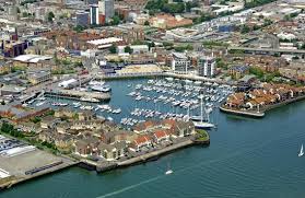 I noticed that southampton doesn't have a subreddit so i am creating one. Ocean Village Marina Southampton Uk