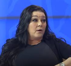 Gretchen Wilson's Instagram, Twitter & Facebook