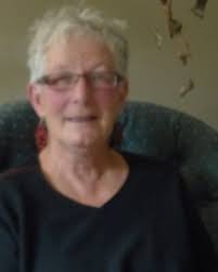 Linda Reith's Instagram, Twitter & Facebook