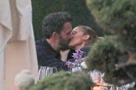 Nestled within the tracklisting, however. Ben Affleck Jennifer Lopez Kiss At Dinner In Pda Packed Photos