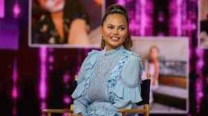 Chrissy teigen apologizes again for 'awful' resurfaced tweets: What Happens When A Feminist Fave Like Chrissy Teigen Messes Up Chatelaine