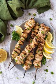 Move kebabs to a warm platter and cover loosely with foil while grilling remaining kebabs. Simple Grilled Chicken Kabobs Yellowblissroad Com