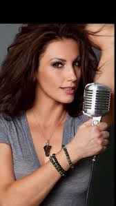 Danielle Peck Official