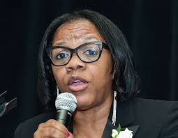 Kimbro encourages young people to lead at Greater New Haven NAACP Freedom  Fund Dinner