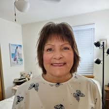 Linda Clipp's Instagram, Twitter & Facebook