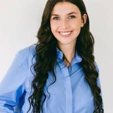 Kristin Haire's Instagram, Twitter & Facebook