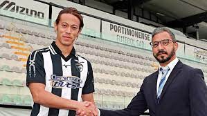 All information about portimonense (liga nos) current squad with market values transfers rumours player stats fixtures news. Ex Botafogo Honda Fecha Com O Portimonense De Portugal Futebol Portugues Ge