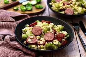 Risotto De Crozets Aux Choux De Bruxelles Et Saucisses Amandine Cooking En 2020 Cuisson Des Aliments Risotto Recettes De Cuisine