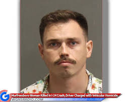 UPDATE: Captured and Arrested! Alright Murfreesboro!! If we can track a  zebra we can find this woman!