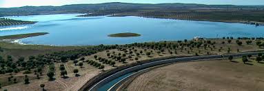 A barragem de alqueva é uma barragem em arco portuguesa, situada no rio guadiana, na região do alentejo. Sistema Global De Rega Edia S A