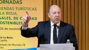 Youssef khelil asian fantastic physique and a smooth