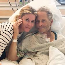 After over two decades, lindsey buckingham and his wife, kristen messner, are calling it quits. Kristen Buckingham Kbchrush Twitter