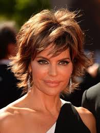 How to Get Lisa Rinna's Hairstyle