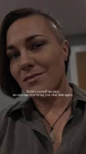 Tracie Foley's Instagram, Twitter & Facebook