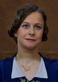 Herečka petra špalková hrála v divadle na provázku v brně, v divadelním spolku kašpar, který je členkou činohry národního divadla. Petra Spalkova Lide Ceska Televize