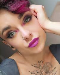 Nunca te arrepientas de lo que diste. Si das mucho...Es porque eres  mucho💪✨️