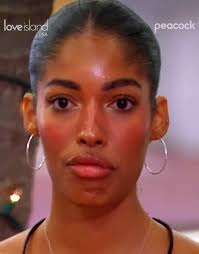 Abby Duck Chicken Little and Catherine Love Island