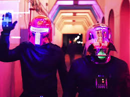 Daft punk ohne maske › trendmutti.com. Das Wohl Abgefahrenste Musikvideo In Dieser Woche Darth Punk The Funk Awakens Daft Punk X Star Wars Mashup Atomlabor Blog Dein Lifestyle Blog