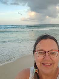 Hi everyone ! It's Jenn again from New Brunswick, Canada ( the one who  grows her own flowers ! ) I just want to make sure I didn't miss anyone as  there