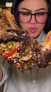 Wah ini yang bikin paling mantap sih 🤤 . . #kulinerbandung #igabakar  #igabakarviral #igabakarsijangkung #burger