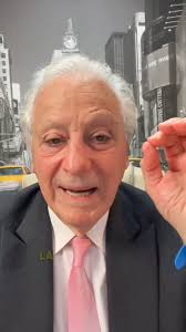 LA FARINE BLANCHE ! QUEL FLÉAU !!! 😱, °, Utilisez-vous souvent de la  farine blanche dans vos préparations ?? 🤔, °, On a mis 50 ans pour ENFIN  admettre que le sucre était, sur la durée, un poison. ...