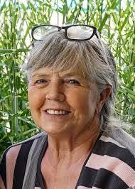 Barbara Erhart's Instagram, Twitter & Facebook