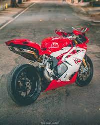 1 844 Curtidas 3 Comentarios Sudan Gowda The Hassan Roadsters No Instagram The Object Of Art Is To Give Life A Mv Agusta Motorcycle Model Riding Quotes