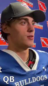 Jack Pettit scored 2 touchdowns, Van Meter won the Class 1A state title