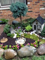 120 Amazing Backyard Fairy Garden Ideas On A Budget Homeastern Com Fairy Garden Plants Miniature Garden Mini Garden