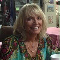 Mary Azar's Instagram, Twitter & Facebook