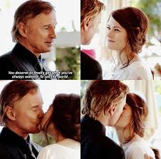 Rumple Surprises Belle With A Chance To See The World Like She S Always Wanted In 7 4 Beauty Once Up A Time American Tv Shows Rumple And Belle