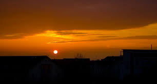 Sie steht morgen rechtzeitig auf. In Grafenhausen Geht Die Sonne Unter Foto Bild Sonnenuntergange Himmel Universum Sonnenuntergang Bilder Auf Fotocommunity