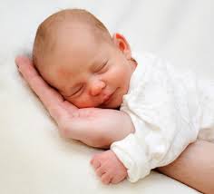 W poznańskim szpitalu seniorzy będą opiekować się noworodkami