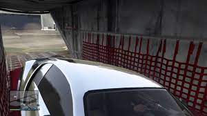 As i tapped on the other end of the stake with a hammer, my helper simultaneously hit the door unlock function of the key fob and attempted to open the door from the outside. Gta V How To Open Titan Door The Door