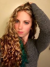 Karen Althaus's Instagram, Twitter & Facebook