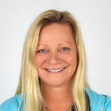 Ellen Eckstein's Instagram, Twitter & Facebook