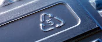 Nomor pada plastik itu menandakan bahan sebelum mencari tahu apakah kemasan plastik yang ada di rumahmu bisa didaur ulang, cari tahu dulu pentingnya mendaur ulang kemasan plastik, yuk! Arti Lambang Segitiga Bernomor Di Kemasan Plastik