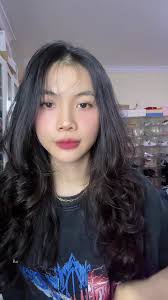 Exploring Sue Roh Nine's Unique Artistic Style