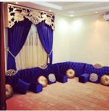 اروع مساند ظهر باللون البنفسجي الداكن منسقة مع الستائر ايضا Doorsforsaleinterior Living Room Decor Apartment Furniture Design Living Room Luxury Headboard