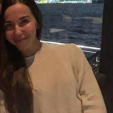 Nicole Sperduto's Instagram, Twitter & Facebook