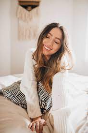 At Home Bedroom Photoshoot Ideas Photoshoot Cute Poses For Pictures Selfies Poses
