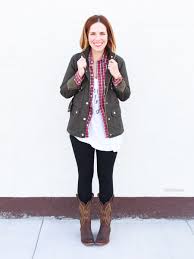 Style Cowboy Boots The Chic Site Casual Winter Outfits Dresses With Leggings Outfits With Leggings