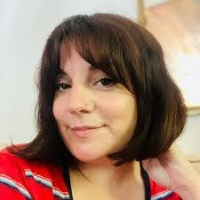 Laura Wenzel's Instagram, Twitter & Facebook