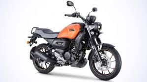 Fzs version 3 has three colors which are metric black, racing blue, matt black. N6udaxnxvjiqym