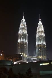 Gambar menara petronas klcc kuala lumpur neezhom. Photo Of Suria Klcc Mall Trip Advisor Kuala Lumpur Photo