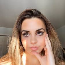 Talia Sanders's Instagram, Twitter & Facebook