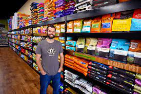 Healthy pet's customers are social savvy and are looking for product news, store information, sale highlights, and more on social media networks. Healthy Pet In Southwest Austin Meet The Co Owner Trevor Mackellar Parkbench