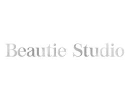 With my passion and love for makeup i started a. Beautie Studio Dermaviduals
